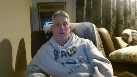 Snapshot of pirate334 chatting on 02/06/26, 02:05 pirate334 online show from 02/06/26, 02:05