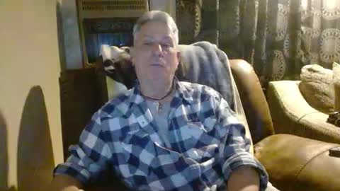 Snapshot of pirate334 chatting on 02/12/26, 01:33 pirate334 online show from 02/12/26, 01:33