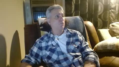 Snapshot of pirate334 chatting on 02/13/26, 02:51 pirate334 online show from 02/13/26, 02:51