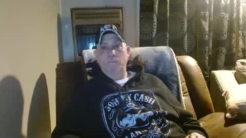 Snapshot of pirate334 chatting on 02/18/26, 02:07 pirate334 online show from 02/18/26, 02:07