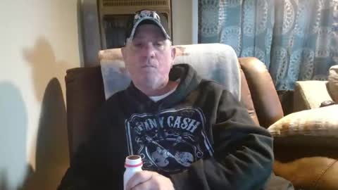 Snapshot of pirate334 chatting on 02/28/26, 11:28 pirate334 online show from 02/28/26, 11:28