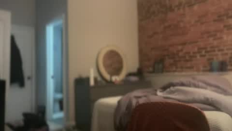 Snapshot of pirdybirdyxo chatting on 10/31/25, 05:19 pirdybirdyxo online show from 10/31/25, 05:19