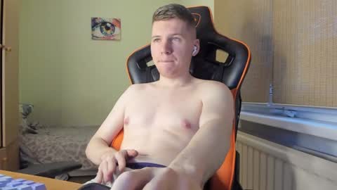 Pierre online show from 12/20/24, 08:06