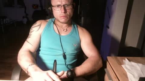 Snapshot of pitrs30sexy chatting on 04/25/26, 12:24 pitrs30sexy online show from 04/25/26, 12:24