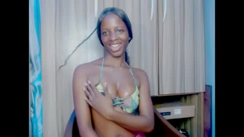 Ella online show from 05/26/26, 07:04