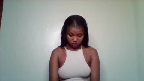 Snapshot of pixie_roman chatting on 03/14/26, 01:23 Majesty online show from 03/14/26, 01:23