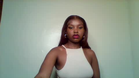 Snapshot of pixie_roman chatting on 03/21/26, 08:19 Majesty online show from 03/21/26, 08:19