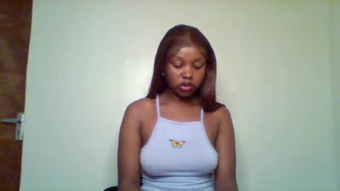 Snapshot of pixie_roman chatting on 03/26/26, 08:09 Majesty online show from 03/26/26, 08:09