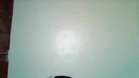 Snapshot of pixie_roman chatting on 04/15/26, 09:38 Majesty online show from 04/15/26, 09:38