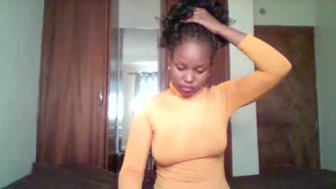 Snapshot of pixie_roman chatting on 04/20/26, 10:40 Majesty online show from 04/20/26, 10:40