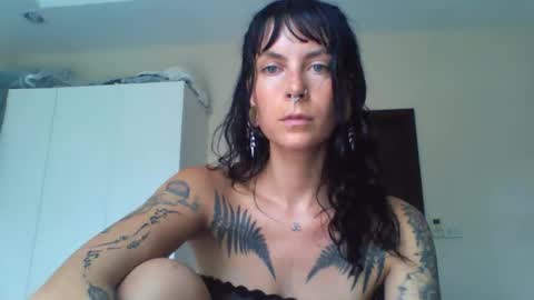 Snapshot of pixiecatfairy chatting on 03/06/26, 06:10 pixiecatfairy online show from 03/06/26, 06:10