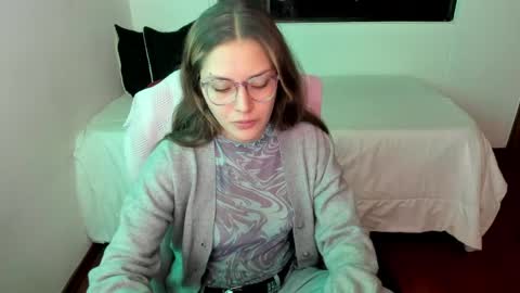 Snapshot of pixiedaemon chatting on 05/29/26, 12:41 pixie online show from 05/29/26, 12:41
