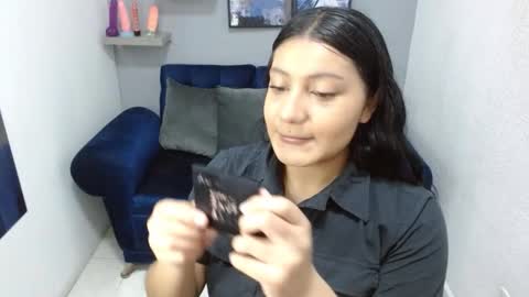 Snapshot of pixiefuckass69 chatting on 11/26/25, 01:01 pixiefuckass69 online show from 11/26/25, 01:01