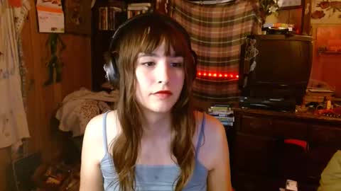 Izzy online show from 12/18/24, 01:59