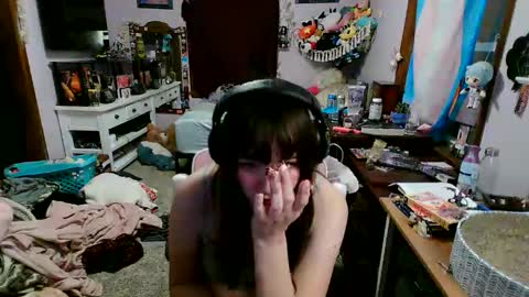 Izzy online show from 01/09/25, 02:01