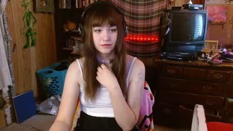 Izzy online show from 01/23/25, 08:24