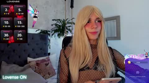 Snapshot of pixy_20 chatting on 01/12/25, 12:33 cris online show from 01/12/25, 12:33