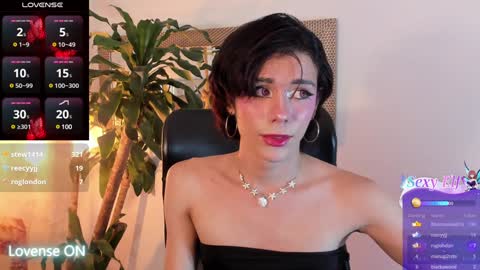 Snapshot of pixy_20 chatting on 01/18/25, 08:52 cris online show from 01/18/25, 08:52