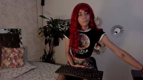 Snapshot of pixy_20 chatting on 01/27/25, 05:03 cris online show from 01/27/25, 05:03