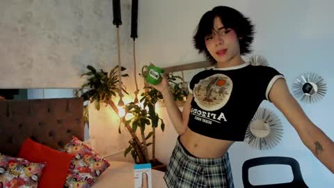 Snapshot of pixy_20 chatting on 01/30/25, 05:30 cris online show from 01/30/25, 05:30