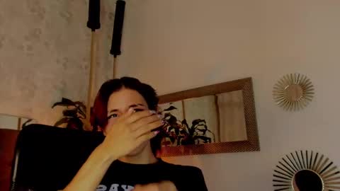 Snapshot of pixy_20 chatting on 02/23/25, 10:06 cris online show from 02/23/25, 10:06