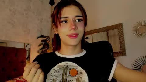 Snapshot of pixy_20 chatting on 02/24/25, 07:00 cris online show from 02/24/25, 07:00