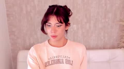 Snapshot of pixy_20 chatting on 09/10/25, 02:50 cris online show from 09/10/25, 02:50