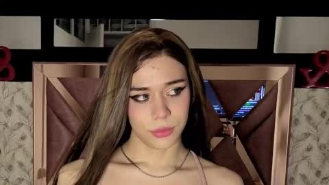 Snapshot of pixy_20 chatting on 11/30/25, 03:54 cris online show from 11/30/25, 03:54