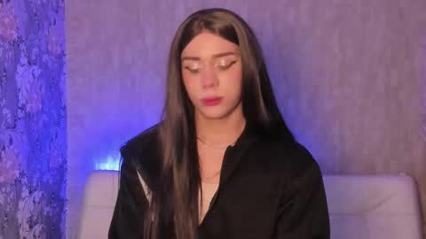 Snapshot of pixy_20 chatting on 12/05/25, 08:45 cris online show from 12/05/25, 08:45