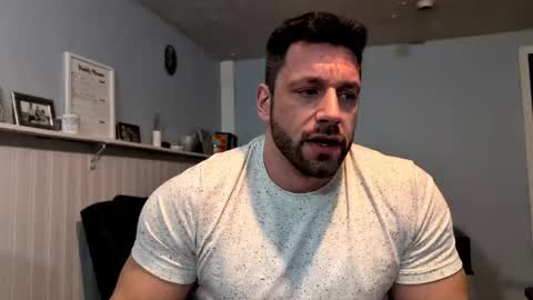 pizza_biceps online show from 05/23/26, 06:29