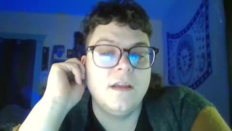 Snapshot of pizzabuttstuff chatting on 02/08/25, 04:25 daddy pizza online show from 02/08/25, 04:25