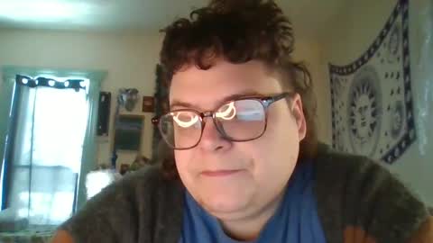 Snapshot of pizzabuttstuff chatting on 02/19/25, 04:44 daddy pizza online show from 02/19/25, 04:44