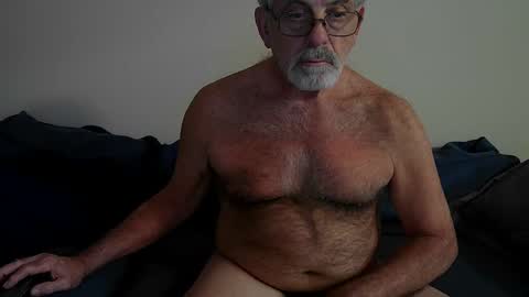Snapshot of pjdaddjo775 chatting on 09/15/25, 06:57 pjdaddjo775 online show from 09/15/25, 06:57
