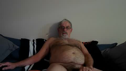 Snapshot of pjdaddjo775 chatting on 09/17/25, 07:21 pjdaddjo775 online show from 09/17/25, 07:21