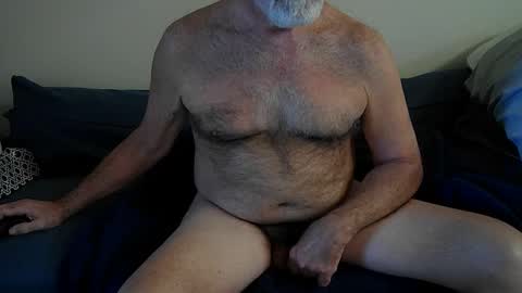 Snapshot of pjdaddjo775 chatting on 09/29/25, 12:21 pjdaddjo775 online show from 09/29/25, 12:21