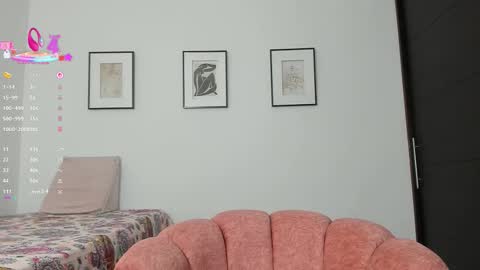 Snapshot of pk2secretxx chatting on 09/18/25, 05:37 Angie Henao online show from 09/18/25, 05:37