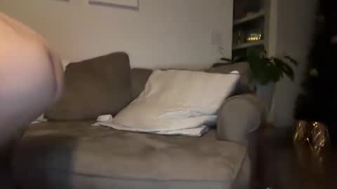 Snapshot of pkanph5555 chatting on 12/24/24, 07:28 PeggedBiGuy online show from 12/24/24, 07:28