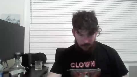 Snapshot of pkworashipper chatting on 12/08/24, 04:57 NaturalShh online show from 12/08/24, 04:57