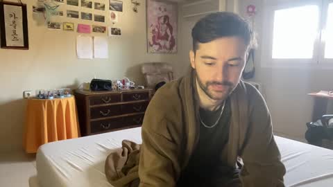 placebo14 online show from 12/25/24, 12:05