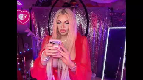 Snapshot of plasticfuckdoll chatting on 02/08/26, 05:00 Dumb bimbo fuck doll online show from 02/08/26, 05:00