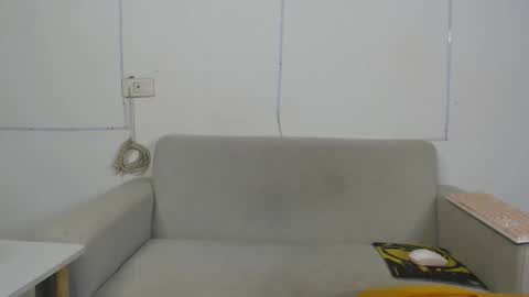 plasticgirll online show from 09/12/25, 02:17