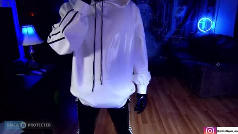 Snapshot of plasticme chatting on 03/06/26, 06:04 plasticme online show from 03/06/26, 06:04