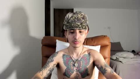 Snapshot of playboi_carti01 chatting on 11/06/25, 04:13 Carti online show from 11/06/25, 04:13