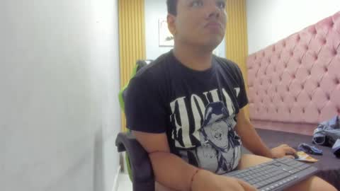Snapshot of playboy_rush chatting on 05/07/26, 03:39 playboy_rush online show from 05/07/26, 03:39