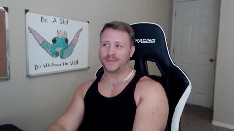 Snapshot of player2pawns chatting on 03/19/26, 11:31 Player online show from 03/19/26, 11:31