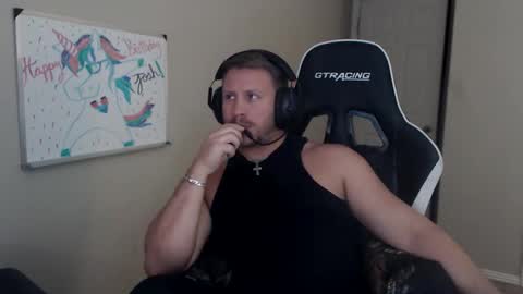 Snapshot of player2pawns chatting on 03/28/26, 03:50 Player online show from 03/28/26, 03:50