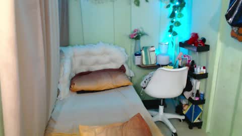 sie online show from 02/08/25, 04:47