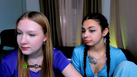Snapshot of playful_sophie chatting on 02/07/25, 05:51 Sophie online show from 02/07/25, 05:51