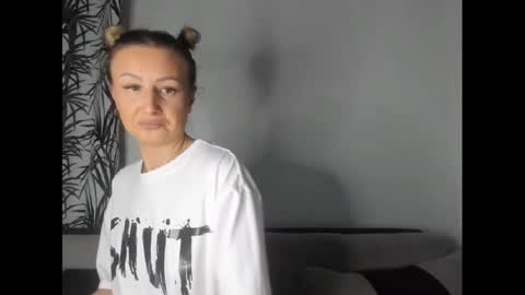 Snapshot of playfulaudrey chatting on 01/04/25, 11:06 PlayfulAudrey online show from 01/04/25, 11:06