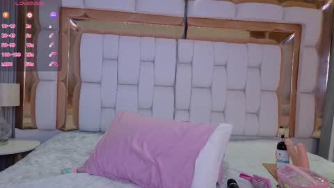 Scarlett  online show from 09/21/25, 12:51